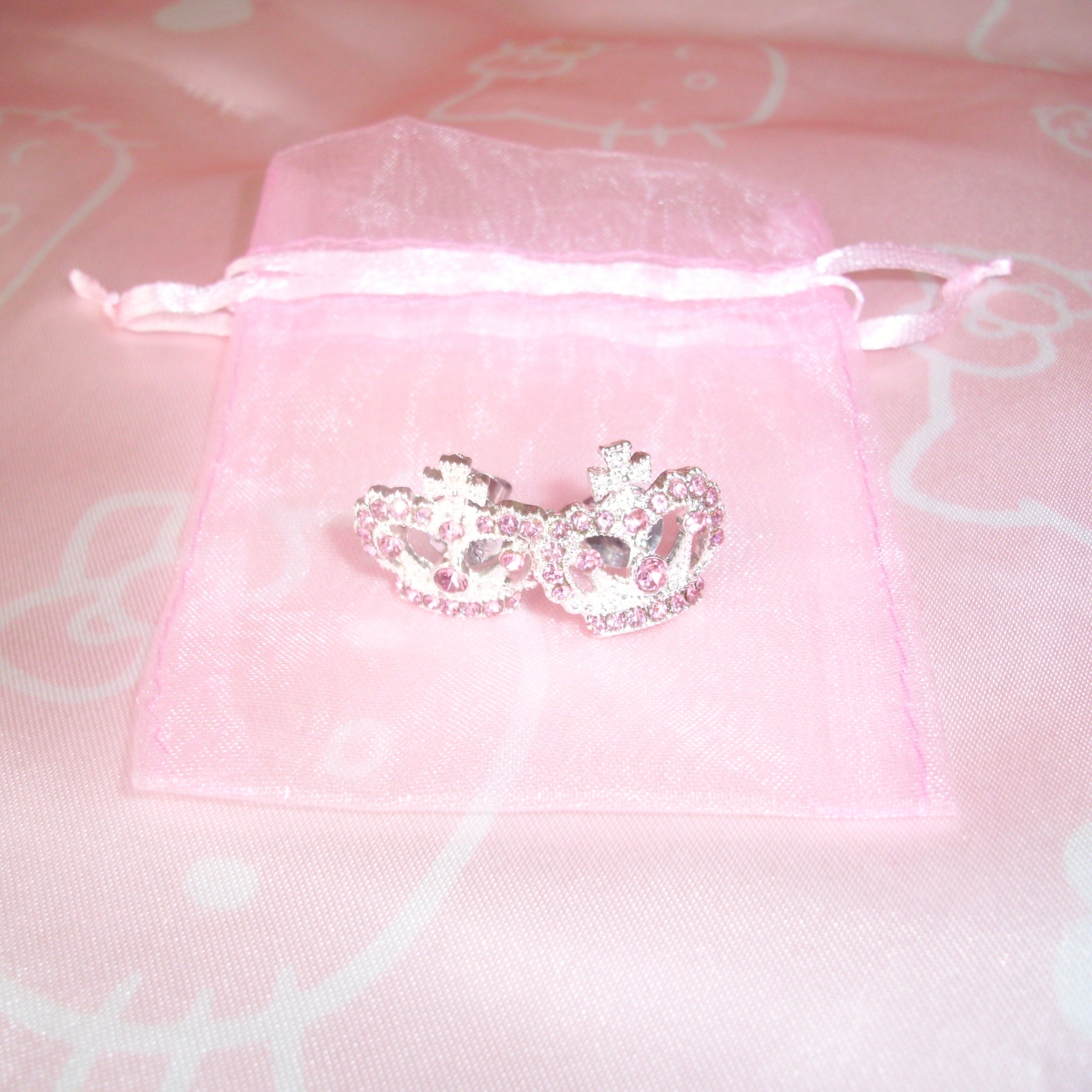 𝒫rincess 𝒞ut earrings